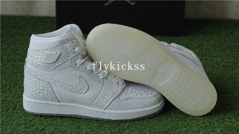 Air Jordan 1 Retro High GS Frost White